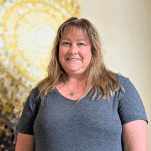 Tracie Feest, Business Manager
